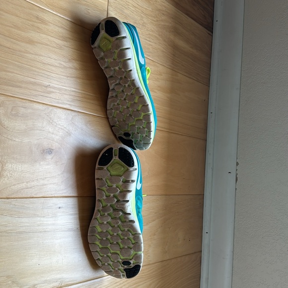 Nike Womens 7 Flex 2014 RN 642767-300 Mint Running Shoes Lace Up Low Top - Picture 4 of 4